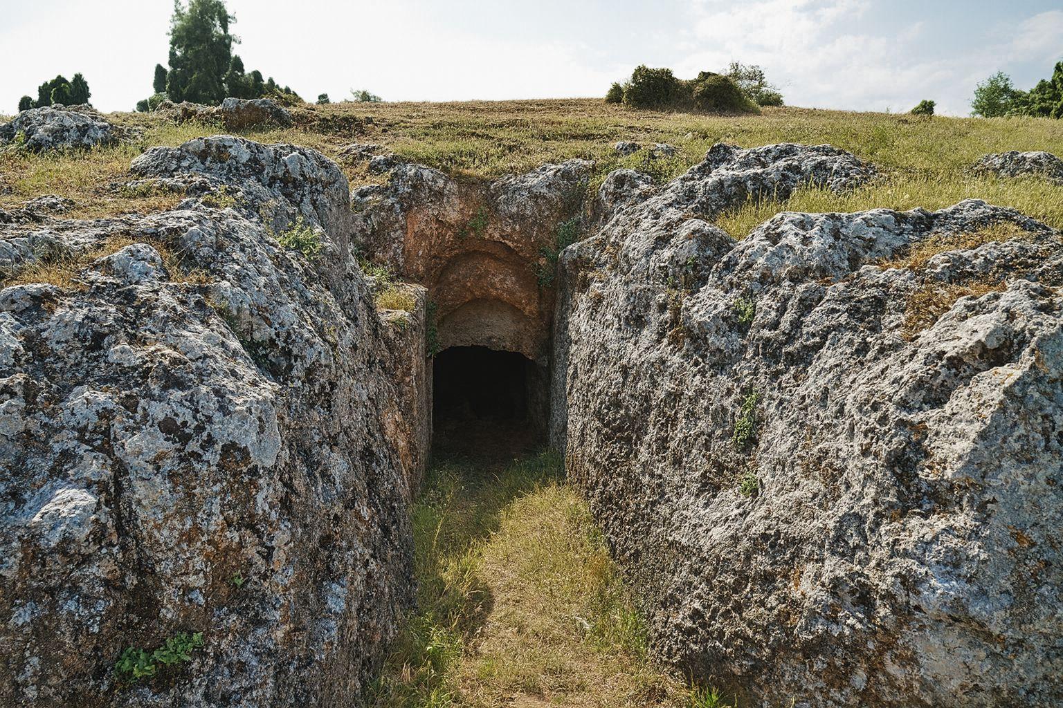Kırk Mağaralar
